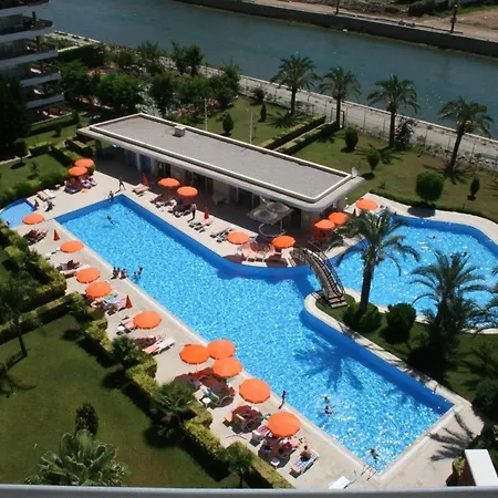 Apartment Riverside